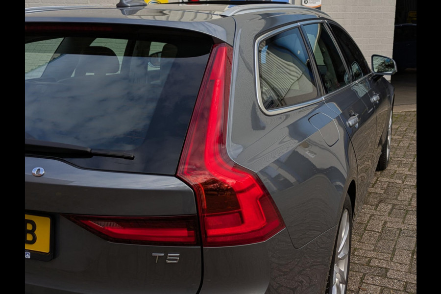 Volvo V90 2.0 T5 254PK Panodak|BLIS|Adaptive-Cruise|Wegkl.trekhaak|Pilot-Assist|Head-Up|Camera|Origineel-NL