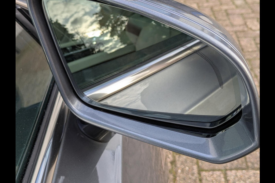 Volvo V90 2.0 T5 254PK Panodak|BLIS|Adaptive-Cruise|Wegkl.trekhaak|Pilot-Assist|Head-Up|Camera|Origineel-NL