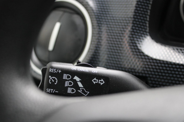 Volkswagen up! 1.0 BMT move up! Airco Bluetooth Camera Pdc