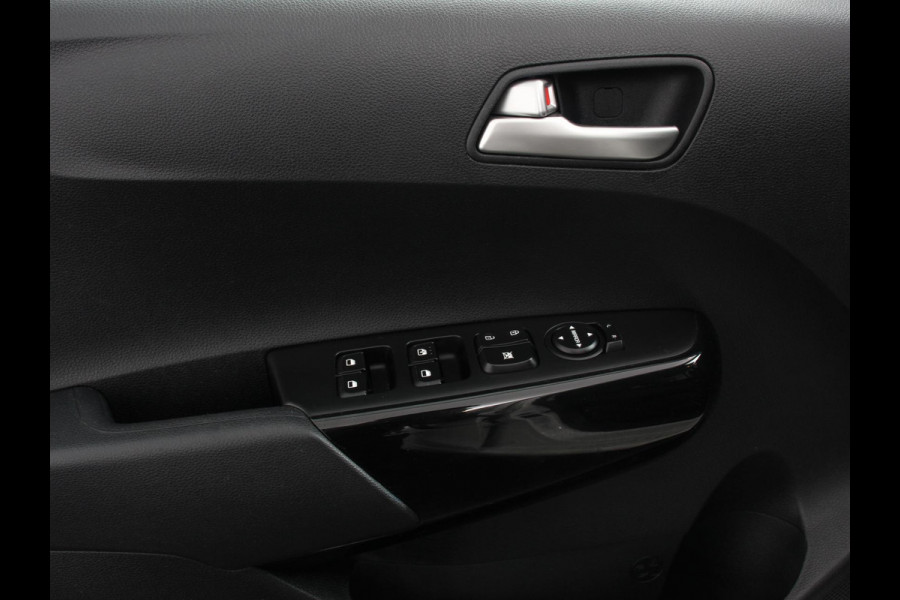 Kia Picanto 1.0 DPi Automaat DynamicLine | Navigatie | Apple Carplay/Android Auto | Airco | Camera | DAB | Lichtmetalen velgen | Bluetooth