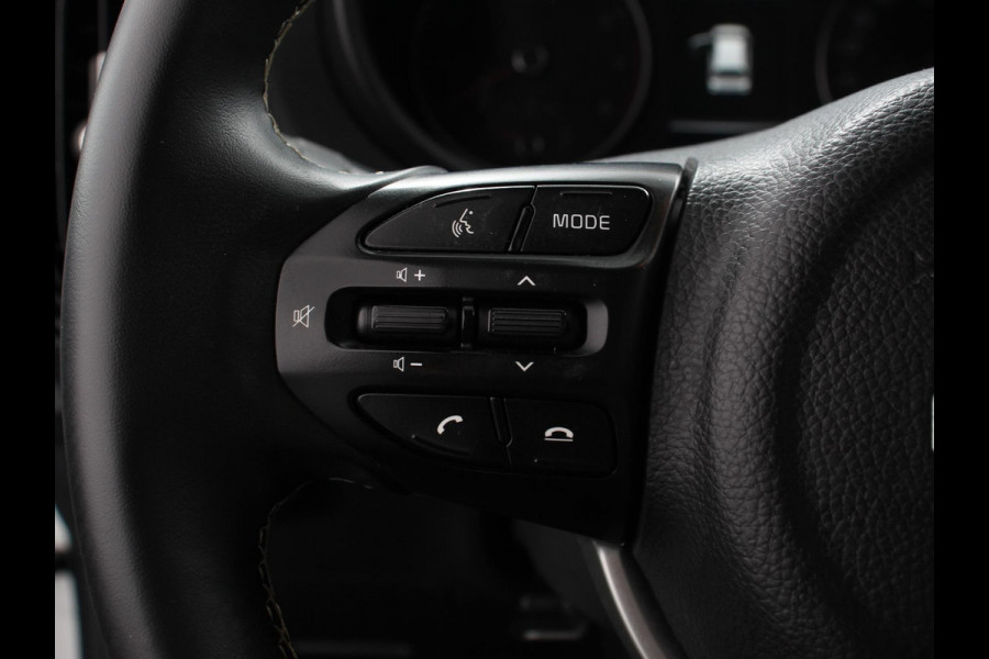 Kia Picanto 1.0 DPi Automaat DynamicLine | Navigatie | Apple Carplay/Android Auto | Airco | Camera | DAB | Lichtmetalen velgen | Bluetooth