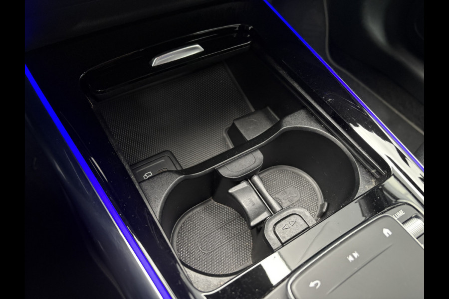 Mercedes-Benz B-Klasse 180 Business Solution Luxury Automaat LEDER/CAMERA/DODEHOEK/CARPLAY/SFEER/PDC