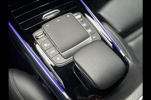 Mercedes-Benz B-Klasse 180 Business Solution Luxury Automaat LEDER/CAMERA/DODEHOEK/CARPLAY/SFEER/PDC