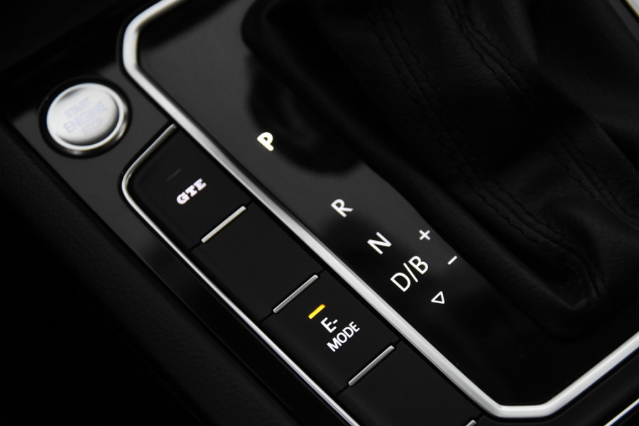 Volkswagen Passat Variant 1.4 TSI PHEV GTE Highline *1ste Eigenaar*Leer*Navigatie*Trekhaak*