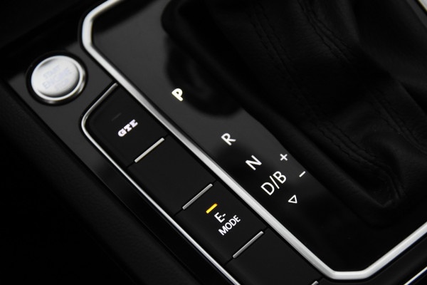 Volkswagen Passat Variant 1.4 TSI PHEV GTE Highline *1ste Eigenaar*Leer*Navigatie*Trekhaak*