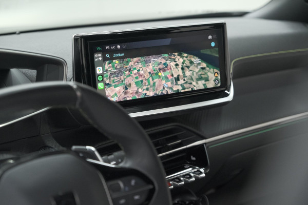 Peugeot 2008 PureTech 130 EAT8 GT | 360 Camera | Stoelmassage | Adaptieve Cruise Control | Dodehoekdetectie