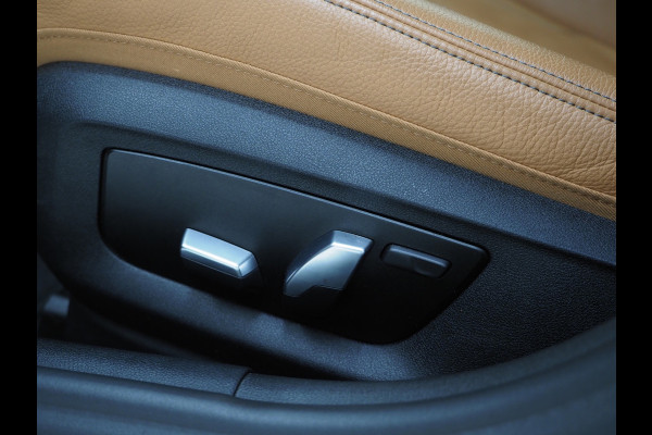 BMW 5 Serie Touring 530e M Sport Shadow | Panoramadak | Trekhaak | Head Up | Camera | Keyless | Adaptive | Carplay