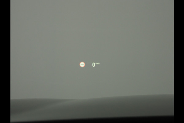 BMW 5 Serie Touring 530e M Sport Shadow | Panoramadak | Trekhaak | Head Up | Camera | Keyless | Adaptive | Carplay