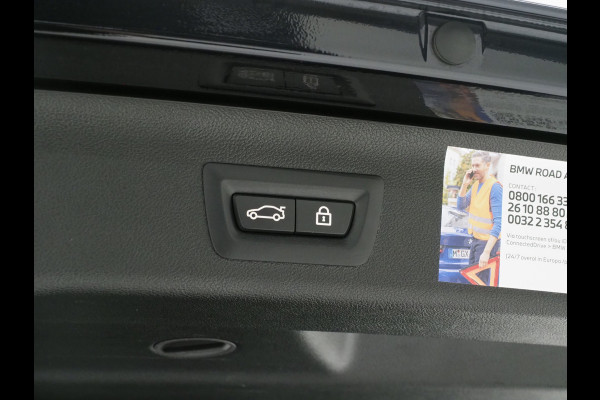 BMW 5 Serie Touring 530e M Sport Shadow | Panoramadak | Trekhaak | Head Up | Camera | Keyless | Adaptive | Carplay