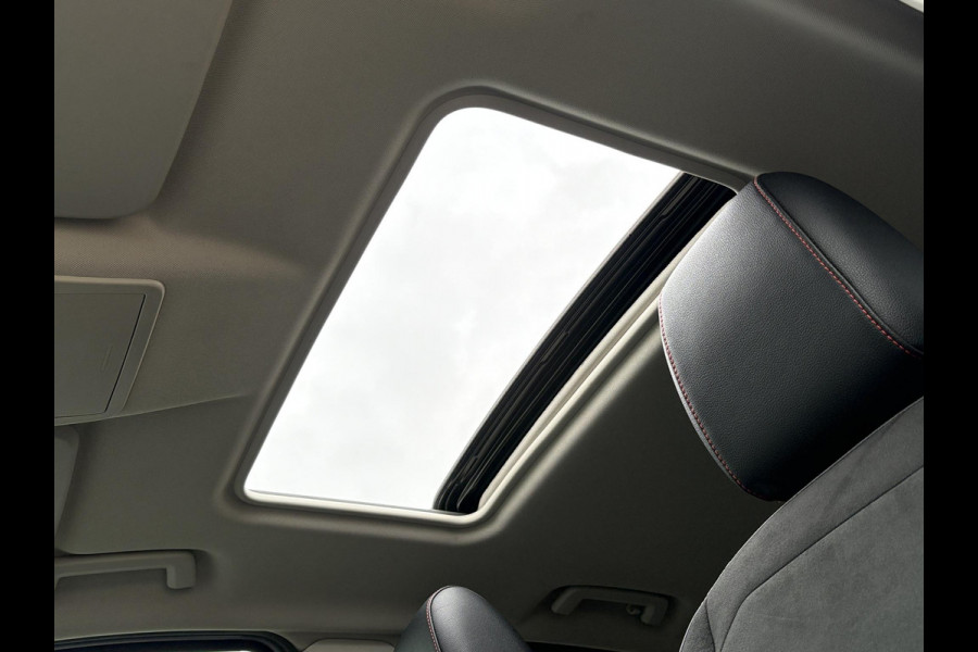 Ford EcoSport 1.0 EcoBoost ST-Line 125pk | Open dak | Winter Pack | Navigatie met Bang&Olufsen | Achteruitrijcamera | Dodehoeksensoren | Dealer onderhouden