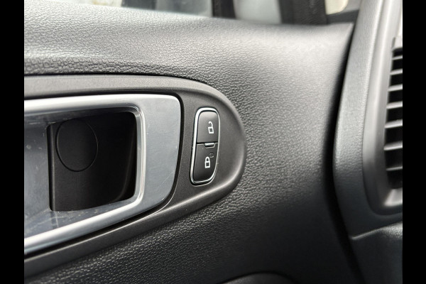 Ford EcoSport 1.0 EcoBoost ST-Line 125pk | Open dak | Winter Pack | Navigatie met Bang&Olufsen | Achteruitrijcamera | Dodehoeksensoren | Dealer onderhouden
