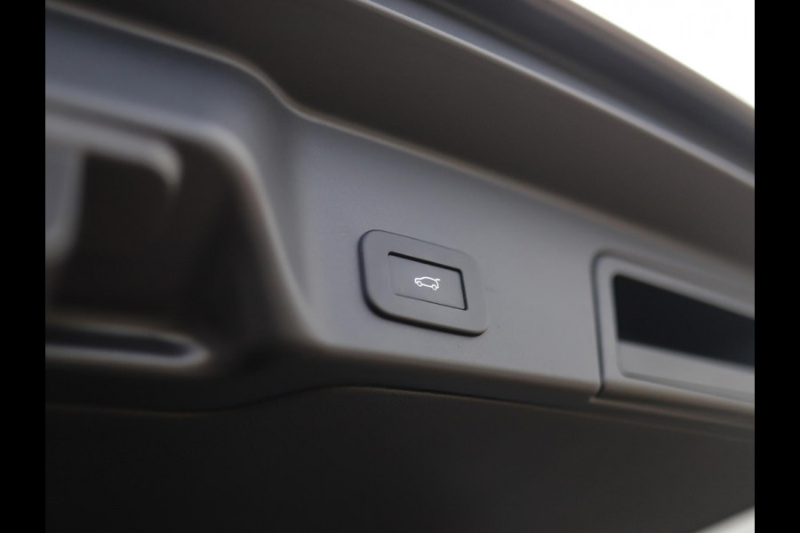 Land Rover Range Rover Evoque 1.5 P300e AWD R-Dynamic SE | Meridian | Memory | Leder | Stoelverw. | ACC