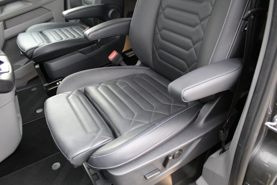 Ford Tourneo Custom 340 2.5 PHEV L1H1 Titanium X | B&O | BLIS | AGR stoel | 8P | Leder Actieweken 1 t/m 15 november!