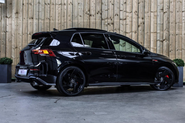 Volkswagen Golf 2.0 TSI GTI *Pano*Camera*Stoel- Stuurverwarming*