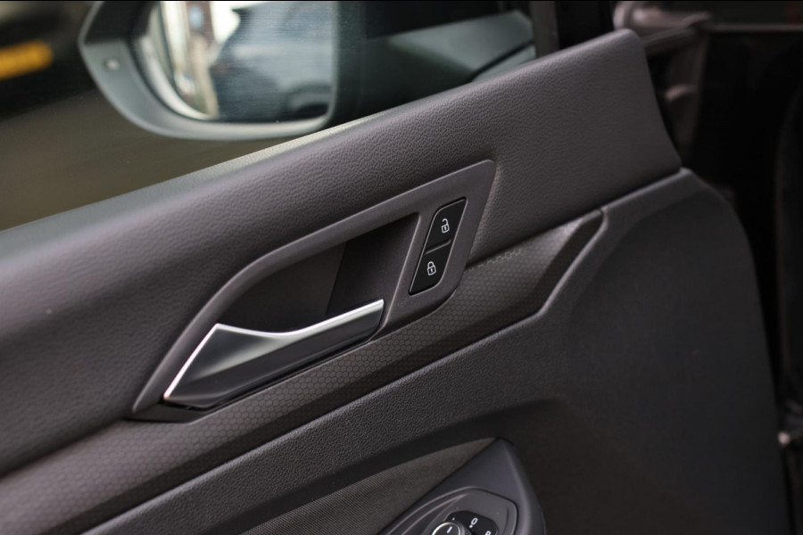 Volkswagen Golf 2.0 TSI GTI *Pano*Camera*Stoel- Stuurverwarming*