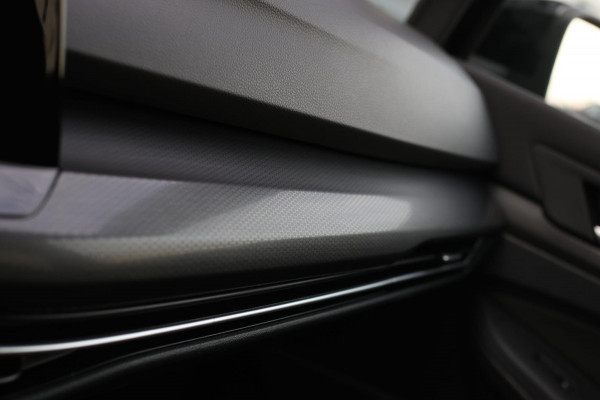 Volkswagen Golf 2.0 TSI GTI *Pano*Camera*Stoel- Stuurverwarming*