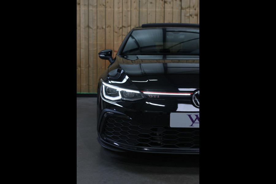 Volkswagen Golf 2.0 TSI GTI *Pano*Camera*Stoel- Stuurverwarming*