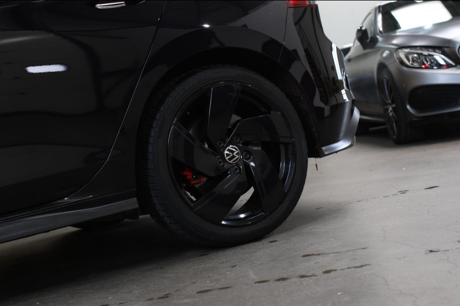 Volkswagen Golf 2.0 TSI GTI *Pano*Camera*Stoel- Stuurverwarming*