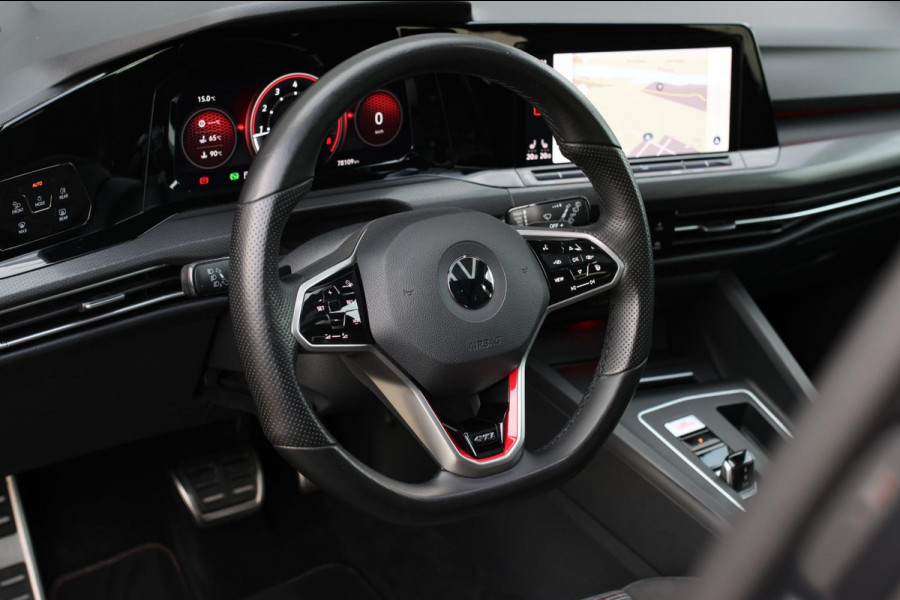 Volkswagen Golf 2.0 TSI GTI *Pano*Camera*Stoel- Stuurverwarming*