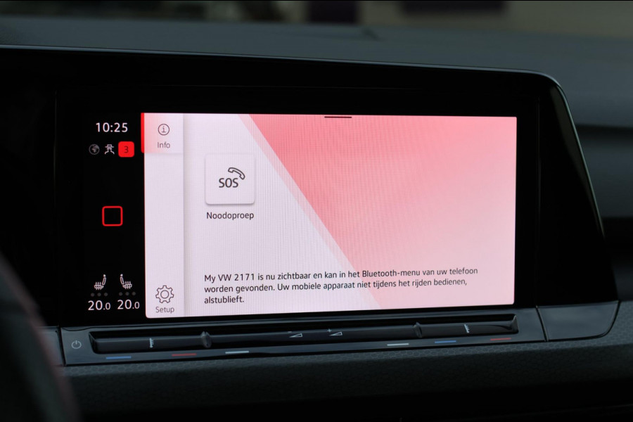 Volkswagen Golf 2.0 TSI GTI *Pano*Camera*Stoel- Stuurverwarming*