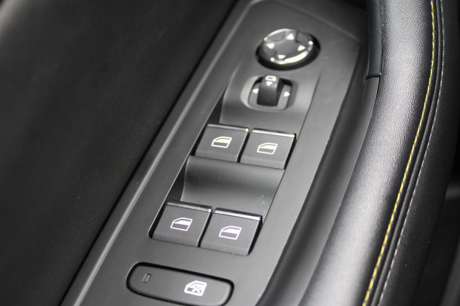 Peugeot 508 1.6 HYbrid PSE | Full Options | Panoramadak | Focal | Matrix Actieweken 1 t/m 15 november!