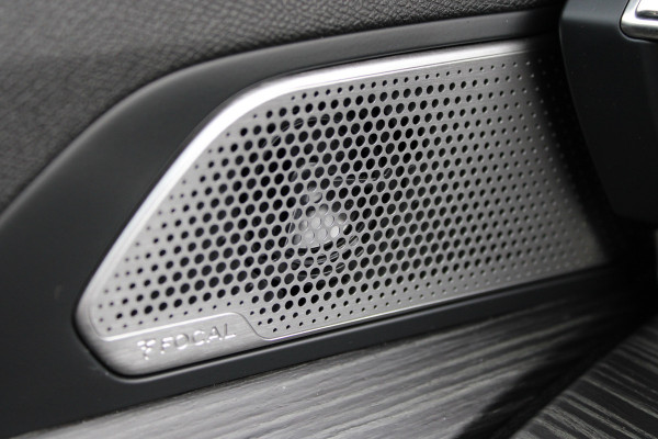 Peugeot 508 1.6 HYbrid PSE | Full Options | Panoramadak | Focal | Matrix Actieweken 1 t/m 15 november!