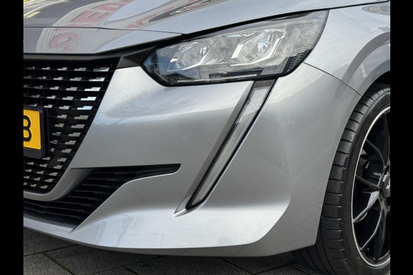 Peugeot 208 1.2 PureTech OutLaw Edition- Navigatie / Apple CarPlay I Airco I 18 inch Sport velgen I LED I PDC I Dealer onderhouden