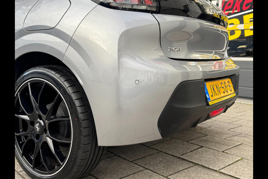 Peugeot 208 1.2 PureTech OutLaw Edition- Navigatie / Apple CarPlay I Airco I 18 inch Sport velgen I LED I PDC I Dealer onderhouden