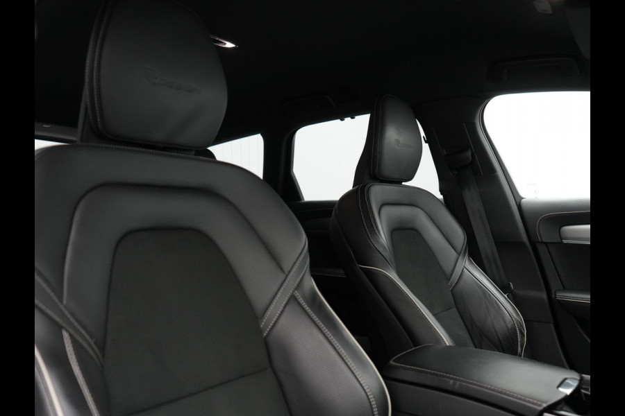 Volvo V90 T8 AWD R-Design Plug In Hybrid 394pk Dealer O.H. PHEV | Adaptive Cruise | 360 Camera | Black Optic | Alcantara Sportstoelen Memory & Verwarmd | Apple Carplay | Keyless | Blis | Virtual | Navigatie | 19"L.M |