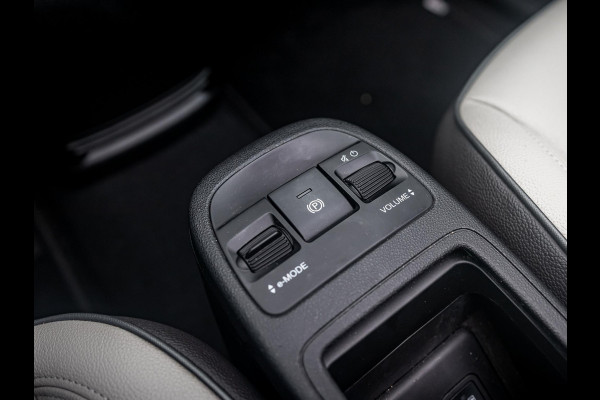 Fiat 500E La Prima 42 kWh Cabrio | Apple Carplay - Android Auto | Leer | 17" LM velgen|