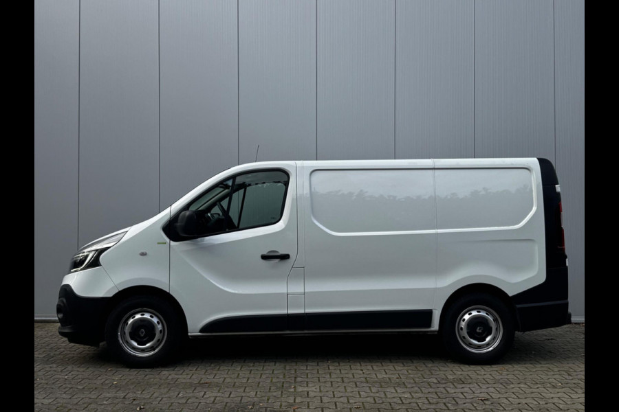 Renault Trafic 2.0 dCi 145PK COMFORT CAMERA NAVIGATIE TREKHAAK BTW NEDERLANDSEN BUS L1H1