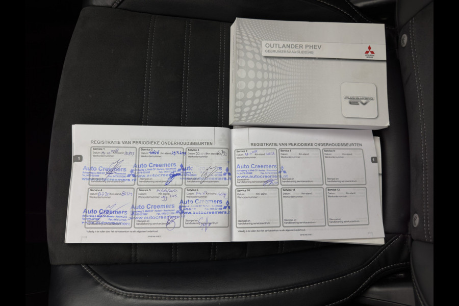 Mitsubishi Outlander 2.0 PHEV (Plug-In) Pure (INCL-BTW) Aut. *LEATHER-MICROFIBRE | COMFORTSEATS | CARPLAY | CAMERA | DAB+ | KEYLESS | PRIVACY-GLASS | SHIFT-PADDLES | TOWBAR | 16''ALU*