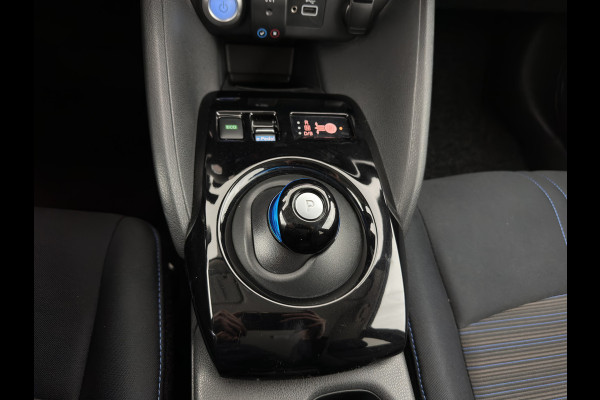 Nissan Leaf Acenta 40 kWh {SOH-90%} Aut. *ADAPTIVE-CRUISE | KEYLESS | NAVI-FULLMAP | BLIND-SPOT | DAB+ | COMFORTSEATS | DIGI-COCKPIT | PRIVACY-GLASS | CAMERA |  17"ALU*