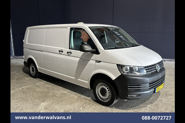 Volkswagen Transporter 2.0 TDI 150pk L2H1 Euro6 Airco | Camera | Leder | Cruisecontrol | 2500kg Trekhaak Parkeersensoren