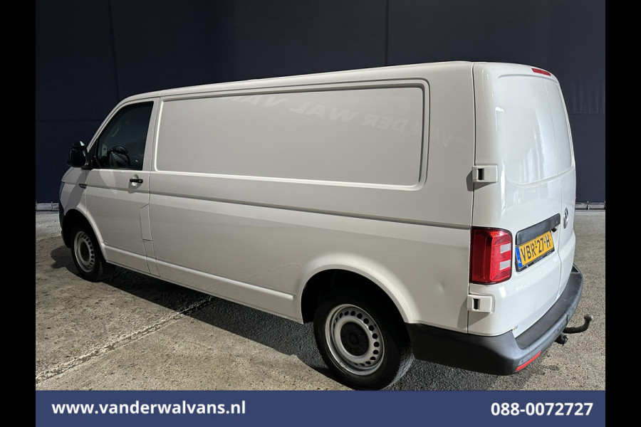 Volkswagen Transporter 2.0 TDI 150pk L2H1 Euro6 Airco | Camera | Leder | Cruisecontrol | 2500kg Trekhaak Parkeersensoren