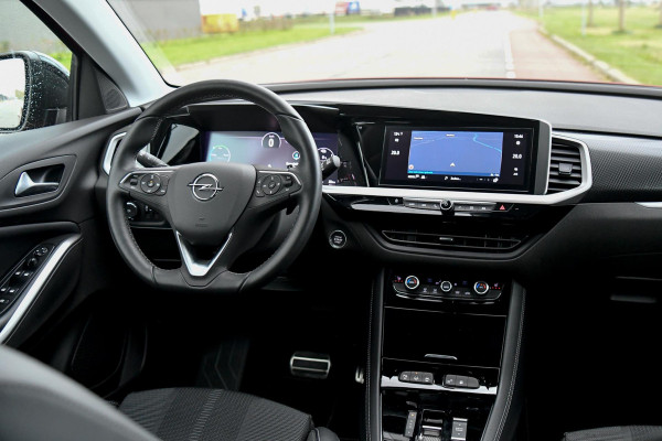 Opel Grandland 1.6 Turbo Plug-In Hybrid GS. ACC, Camera, Dodeh, Stuurvw, Keyless Go, CarPlay!