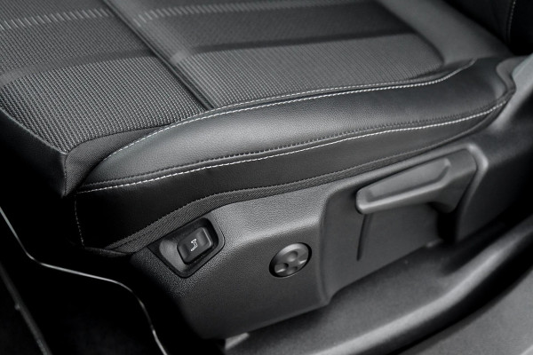 Opel Grandland 1.6 Turbo Plug-In Hybrid GS. ACC, Camera, Dodeh, Stuurvw, Keyless Go, CarPlay!