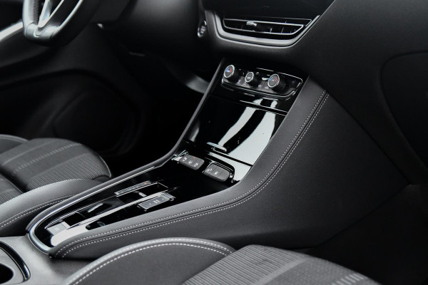 Opel Grandland 1.6 Turbo Plug-In Hybrid GS. ACC, Camera, Dodeh, Stuurvw, Keyless Go, CarPlay!