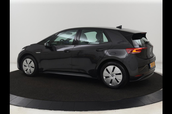 Volkswagen ID.3 Life 58 kWh | Stoel & stuurverwarming | Carplay | Adaptive cruise | Navigatie | Full LED | Parkeerhulp | DAB | Climate control