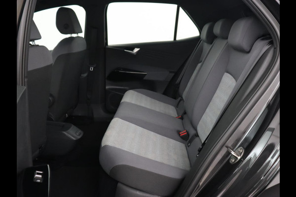 Volkswagen ID.3 Life 58 kWh | Stoel & stuurverwarming | Carplay | Adaptive cruise | Navigatie | Full LED | Parkeerhulp | DAB | Climate control