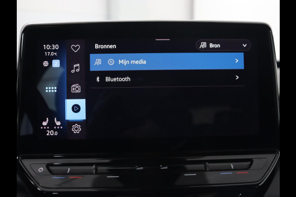 Volkswagen ID.3 Life 58 kWh | Stoel & stuurverwarming | Carplay | Adaptive cruise | Navigatie | Full LED | Parkeerhulp | DAB | Climate control