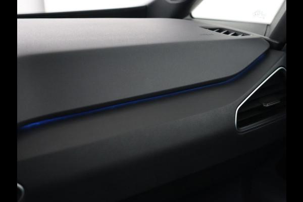 Volkswagen ID.3 Life 58 kWh | Stoel & stuurverwarming | Carplay | Adaptive cruise | Navigatie | Full LED | Parkeerhulp | DAB | Climate control