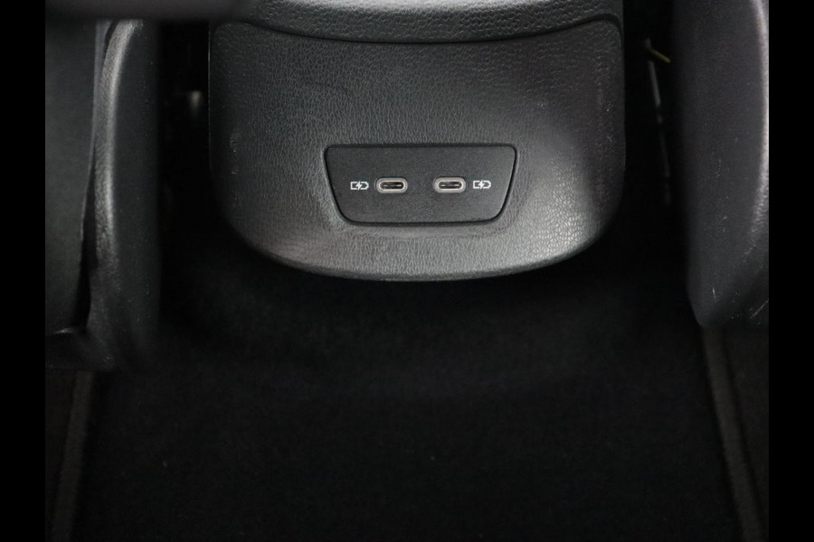 Volkswagen ID.3 Life 58 kWh | Stoel & stuurverwarming | Carplay | Adaptive cruise | Navigatie | Full LED | Parkeerhulp | DAB | Climate control