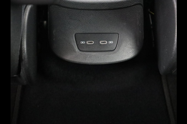 Volkswagen ID.3 Life 58 kWh | Stoel & stuurverwarming | Carplay | Adaptive cruise | Navigatie | Full LED | Parkeerhulp | DAB | Climate control