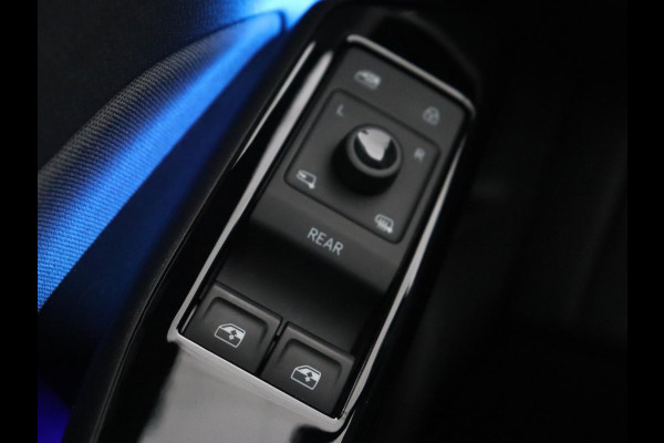 Volkswagen ID.3 Life 58 kWh | Stoel & stuurverwarming | Carplay | Adaptive cruise | Navigatie | Full LED | Parkeerhulp | DAB | Climate control