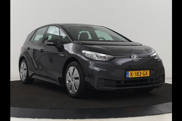 Volkswagen ID.3 Life 58 kWh | Stoel & stuurverwarming | Carplay | Adaptive cruise | Navigatie | Full LED | Parkeerhulp | DAB | Climate control