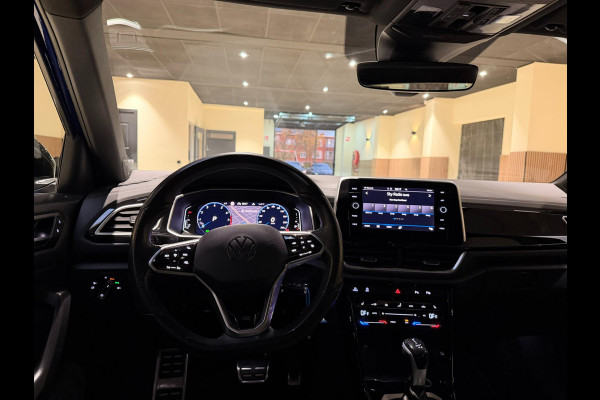 Volkswagen T-Roc 1.5 TSI R-Line Pano|IQ|Keyless|Virtual|Camera|ACC|Carplay|Stoel&Stuurverwarming|Parkassistent