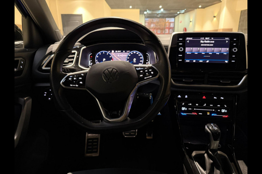 Volkswagen T-Roc 1.5 TSI R-Line Pano|IQ|Keyless|Virtual|Camera|ACC|Carplay|Stoel&Stuurverwarming|Parkassistent