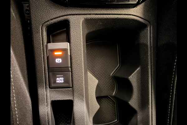 Volkswagen T-Roc 1.5 TSI R-Line Pano|IQ|Keyless|Virtual|Camera|ACC|Carplay|Stoel&Stuurverwarming|Parkassistent