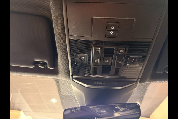 Volkswagen T-Roc 1.5 TSI R-Line Pano|IQ|Keyless|Virtual|Camera|ACC|Carplay|Stoel&Stuurverwarming|Parkassistent